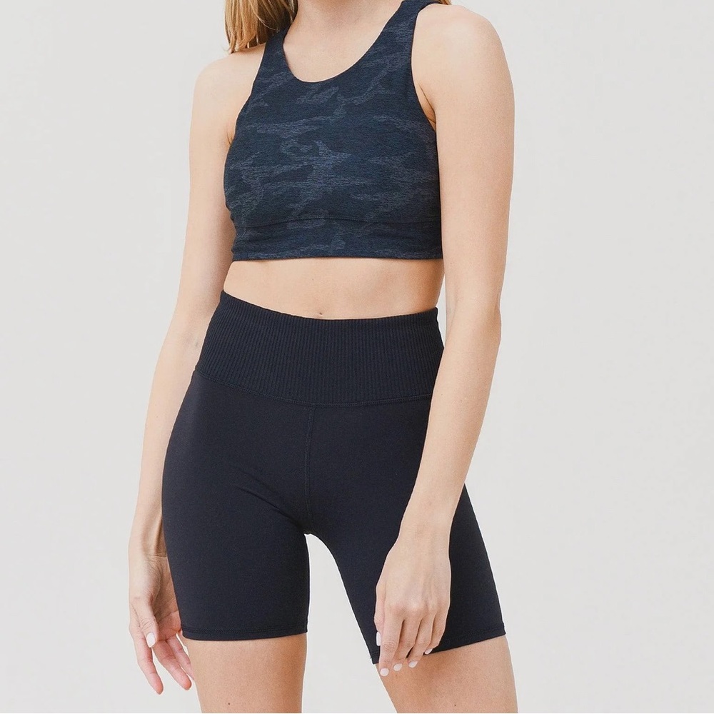 Vuori Ribbed Studio Shorts 5”